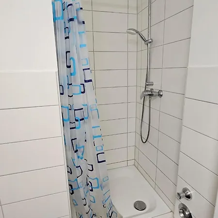 Zentral Gelegenes Naehe Mhh Und Eilenriede Appartement Hanovre